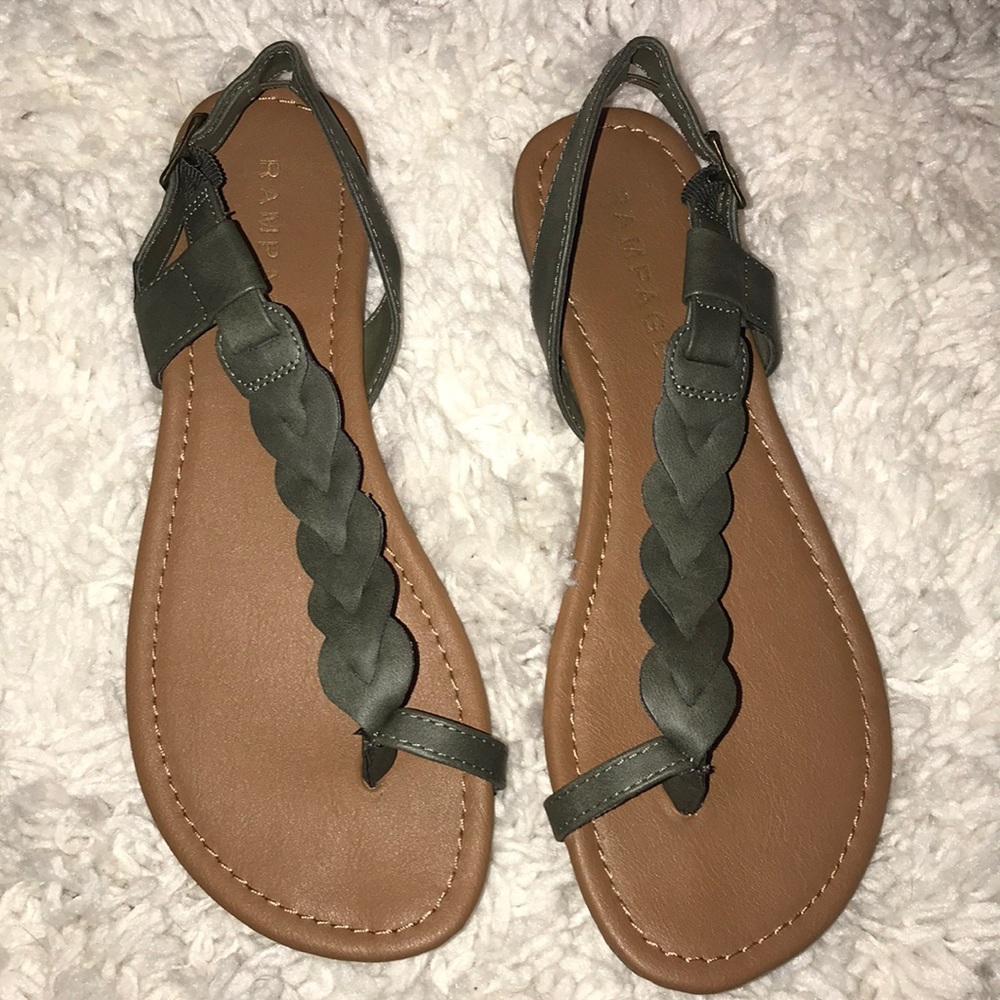 Rampage Sandals🌻